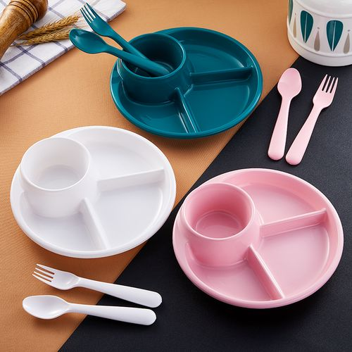 Plastic tableware for children